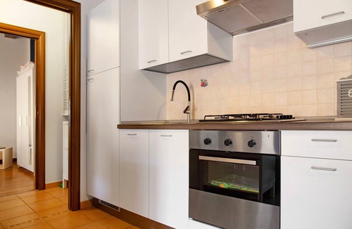 Brenta Apartment | “Relax Between Mountains and Lakes” Apartment with Balcony and Wi-Fi