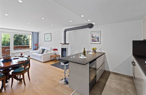 Lens Apartment | Renovated apartment, large balcony, 10 minutes from the slopes