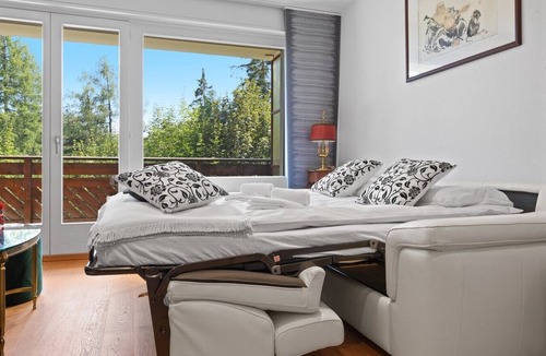 Lens Apartment | Renovated apartment, large balcony, 10 minutes from the slopes