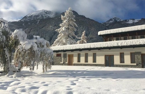 Gressoney-Saint-Jean Apartment | Residence in Gressoney-saint-jean with 1 bedrooms sleeps 4
