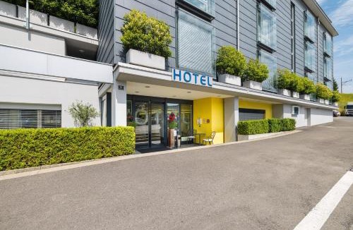 Kuessnacht Hotel | Restaurant & Hotel Frohsinn