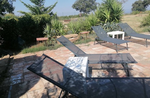 Montenero Apartment | Romantic Stone Loft: Bathtub in Room and Charm 1800, nature and relaxation
