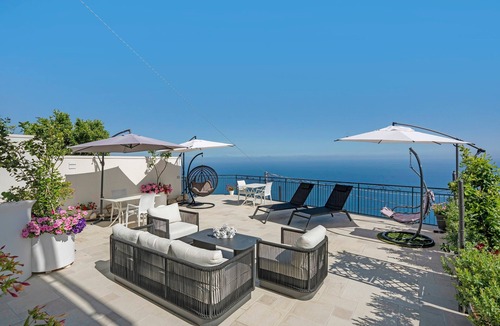 San Michele Apartment | Room 'Camera Positano Sea View' with Sea View, Wi-Fi and Air Conditioning