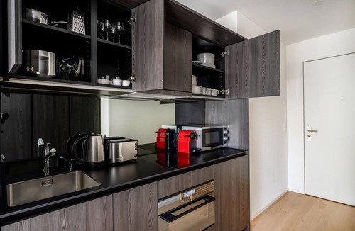 Sihlfeld Apartment | Roomy Wiedikon 1.5 Room w/Storage & W/D, 1 min to Market, by Blueground