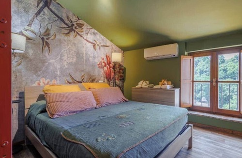 San Martino Al Cimino Bed & Breakfast | San Martino Room at La Locanda Cistercense