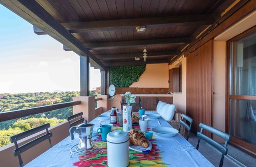 Olbia Apartment | Sea & Tranquility - with Wi-Fi and sea view