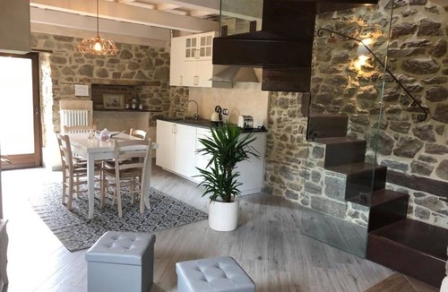 Ortignano Raggiolo House | Serene country house with WiFi in Ortignano Raggiolo