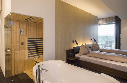 Lipperswil Hotel | Small Luxury Hotel Wellnesshotel Golfpanorama