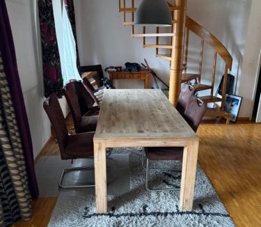 Vevey House | Spacious, furnished duplex apartment room in central Vevey