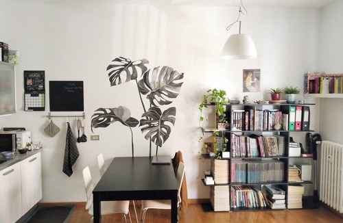 Isola del Bosco - Delle Corti House | Spacious room in three-room apartment within walking distance of the M1