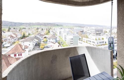 Dietikon District Apartment | STAYY Sky Studio Premium Apartment near Limmattal Hospital - 24h Self Check-in with free Parking