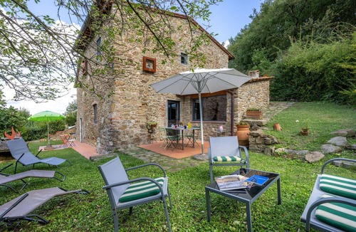 Greve in Chianti Villa | Stunning private villa for 7 people with WIFI, A/C, TV, patio and panoramic view