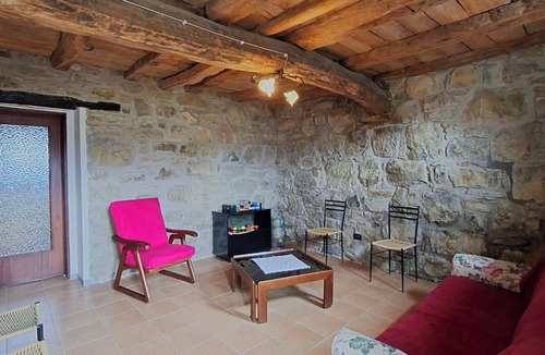 Castel di Casio House | Stunning private villa for 12 people with private pool, WIFI, TV and pets allowed
