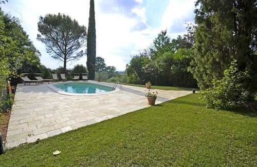 Cortona Villa | Stunning private villa with private pool, WIFI, A/C, TV, patio and panoramic view, close to Cort.
