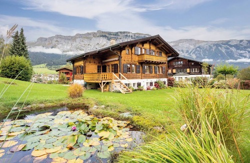 Flims House | Stunning private villa for 11 guests with WIFI, TV, balcony and panoramic view