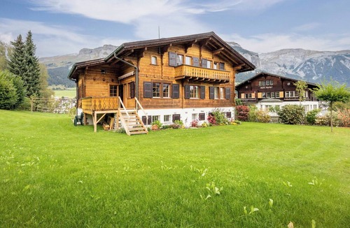 Flims House | Stunning private villa for 11 guests with WIFI, TV, balcony and panoramic view