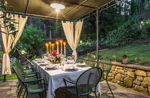 Ripoli Villa | Stunning private villa with hot tub, WIFI, A/C, private pool, TV, patio and panoramic view