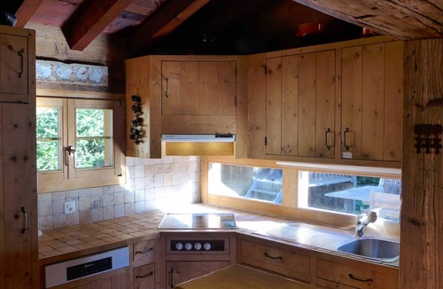 Verbier House | Stunning private villa for 10 people with WIFI, TV and terrace