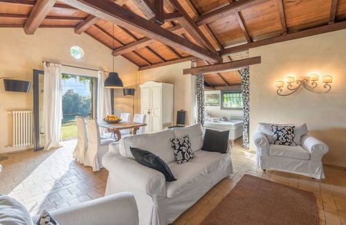 Nepi House | Stunning private villa for 4 people with WIFI, private pool, A/C, TV, patio and panoramic view