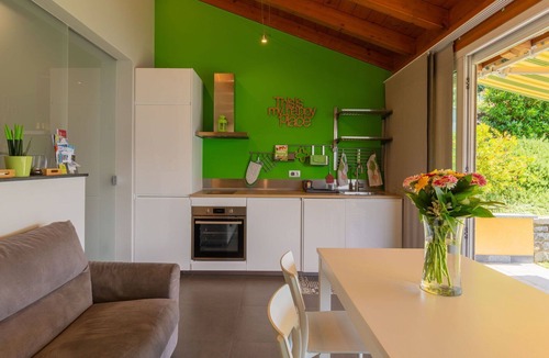 Perledo House | Stunning private villa for 4 guests with hot tub, A/C, private pool, TV, patio and pets allowed