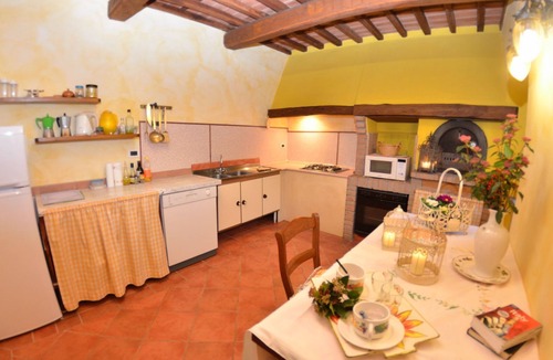 Massa e Cozzile Villa | Stunning villa for 6 people with private pool, internet, TV, patio and pets allowed
