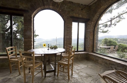 Piegaro House | Stylish stone house (200sqm) in a fantastic location in the Umbrian hills