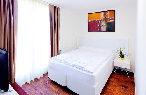 Albisrieden Apartment | Suite Apartments by Livingdowntown