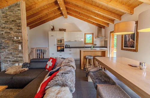 Saas-Fee Ski Chalet | Sunny, stylish and well equipped chalet