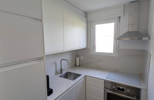 Meierhof Apartment | Talstrasse 57B Nr 1 Appartement/Fewo, Dusche oder Bad, WC 2 1/2 -Zimmerwohnung by Interhome