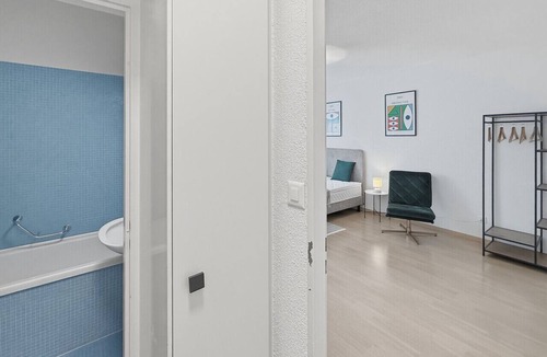 Hochschulen Apartment | Terrific studio in the city centre (Art 2)