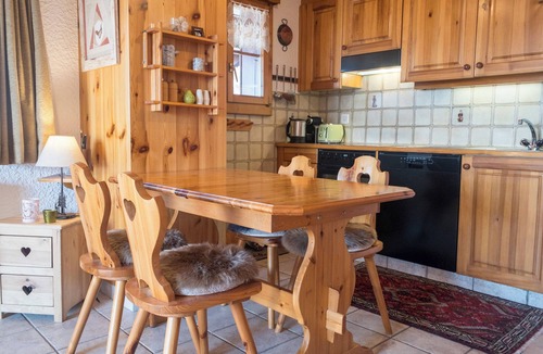 Alpe des Chaux Apartment | The Aigle Royal residence is located next to the Barboleuse gondola which takes you to the Gryon - V