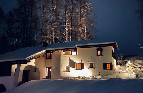 Davos-Dorf Ski Chalet | The Chalet Davos, Chesa Surlej