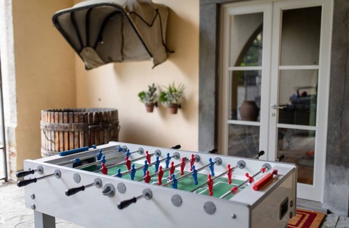 San Gersole-Torre Rosse House | The Leonardo Apartment, at the second floor, consist of a large living room and one spacious master double bedroom, a mezzanine with a queen-size bed, one bathroom with shower, and fully equipped kitchen with view on the surrounding countryside.The suite