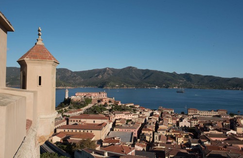 Portoferraio Old Town House | The photojournalist's house