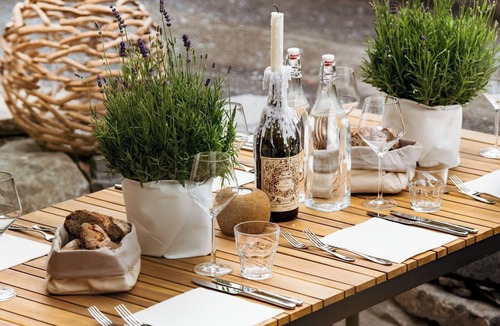 Mitloedi Apartment | Tremondi Boutique BNB & Restaurant, (Quinten), by Interhome