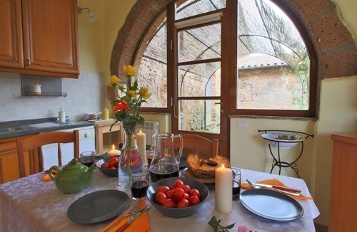 Sorano House | Unique Sorano Stay with Pool