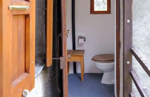 Negrentino House | Vacation home Casa Agnelli in Acquarossa - 4 persons, 2 bedrooms