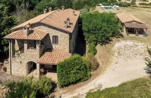 Lidarno House | Vacation Home in Perugia with 1 bedrooms sleeps 4