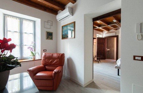 Varenna Apartment | Varenna Railway by Wonderful Italy