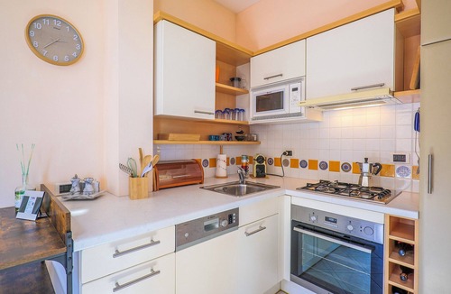 Susello Apartment | Villa Ada Troubetzkoy I 201 by Lago Reisen