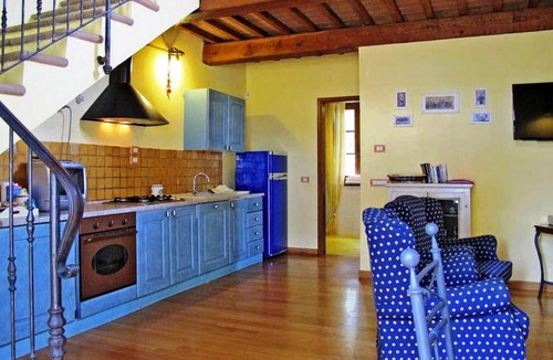 Ramazzano Apartment | Villa Cottage Umbertide, close to Gubbio and Assisi, with panoramic pool !