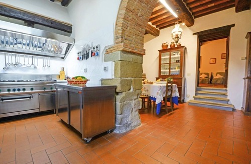 Tavernelle Villa | Villa Il Gufo - Seven Bedroom Villa, Sleeps 20