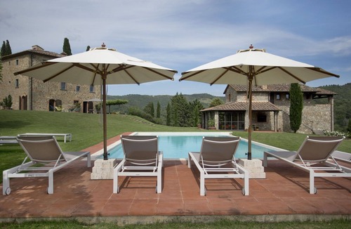 Gaiole in Chianti Villa | Villa in San Vincenti with 5 bedrooms sleeps 12