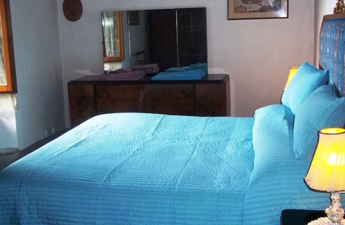 Rignano sull'Arno Apartment | Villa La Pietra Grezza in Apartment The Lilac in villa 18km from Florence