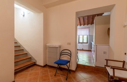 Bucine House | Villa 'La Tinaia Il Sole Verde' with Shared Pool and Wi-Fi