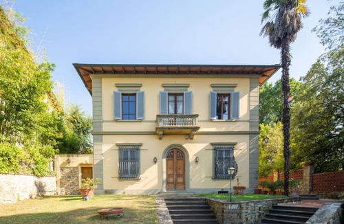 Oltrarno Apartment | Villa Lia - Apartment in Villa with private garden and Pool