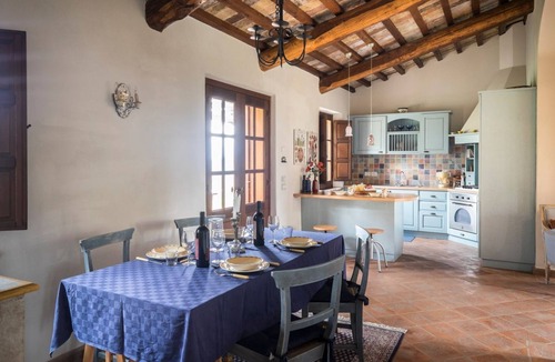 Montelovesco Villa | Villa Petroia - Six Bedroom Villa, Sleeps 12