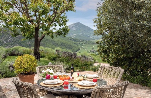 Collesanto Villa | Villa Porpora - Private villa with heated pool