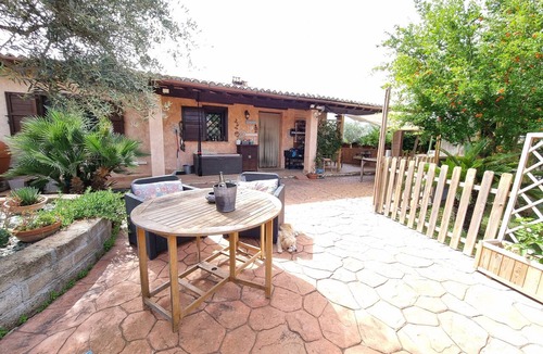 Cerveteri House | Villa Shiva - Annex. Country House with Hot Tub and Barbecue