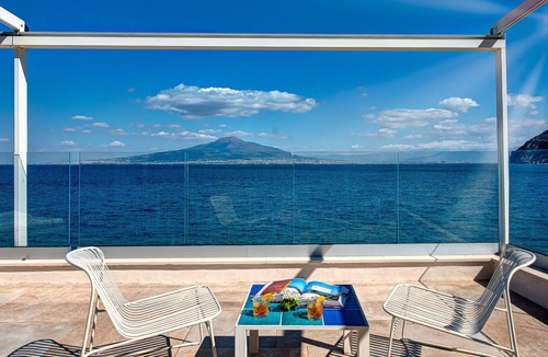Monte Chiaro Apartment | VILLA TRAMONTANA - Stunning Waterfront Villa with Private Jacuzzi and Views